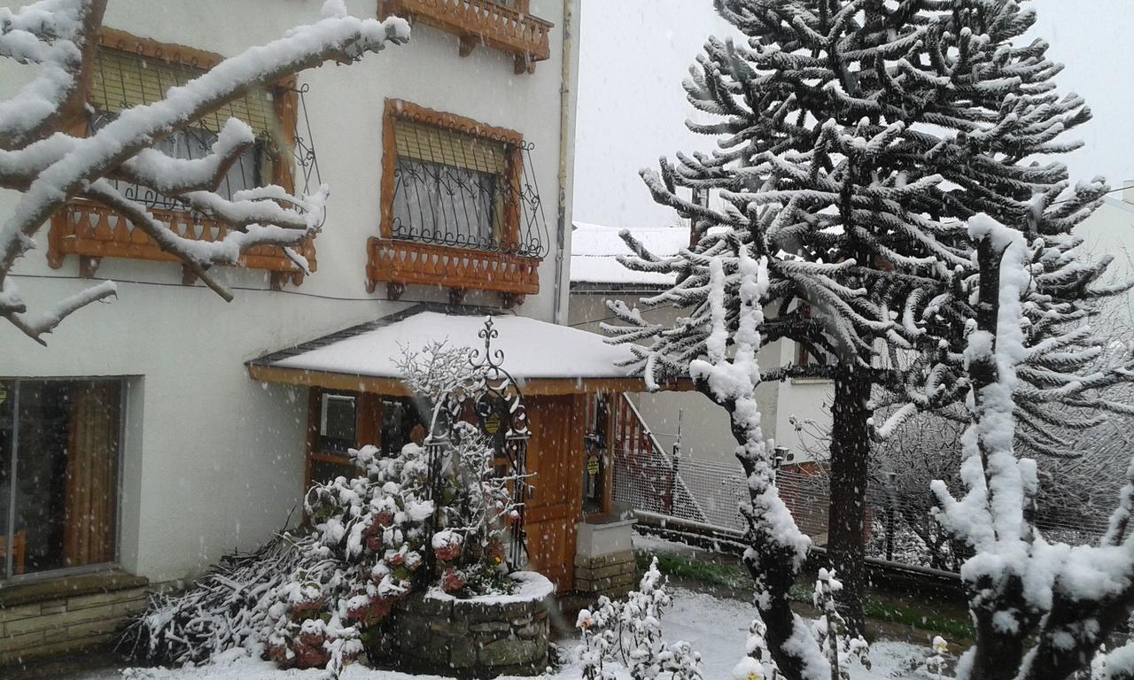 Hosteria Las Amapolas Frey Сан Карлос де Барилоче Екстериор снимка